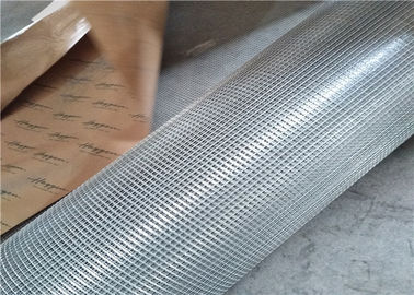 Çin Düz Yüzey Metal Çelik Haddelenmiş Eskrim, Tamamen Kaynak Mesh Eskrim Ruloları Tedarikçi